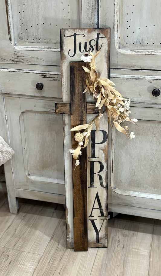 3 ft pray sign