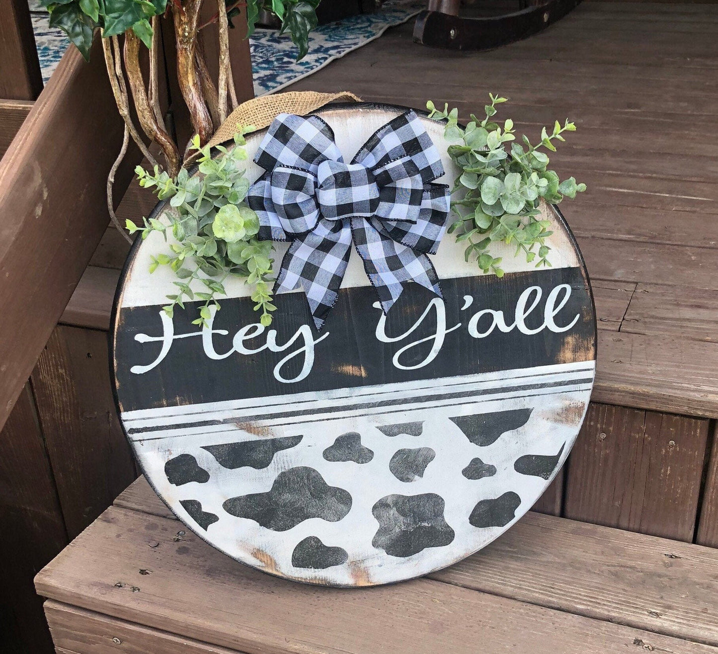 18” round door hanger/1” thick/front door sign/cow print door hanger/porch sign/welcome  sign/farmhouse sign/hey y’all