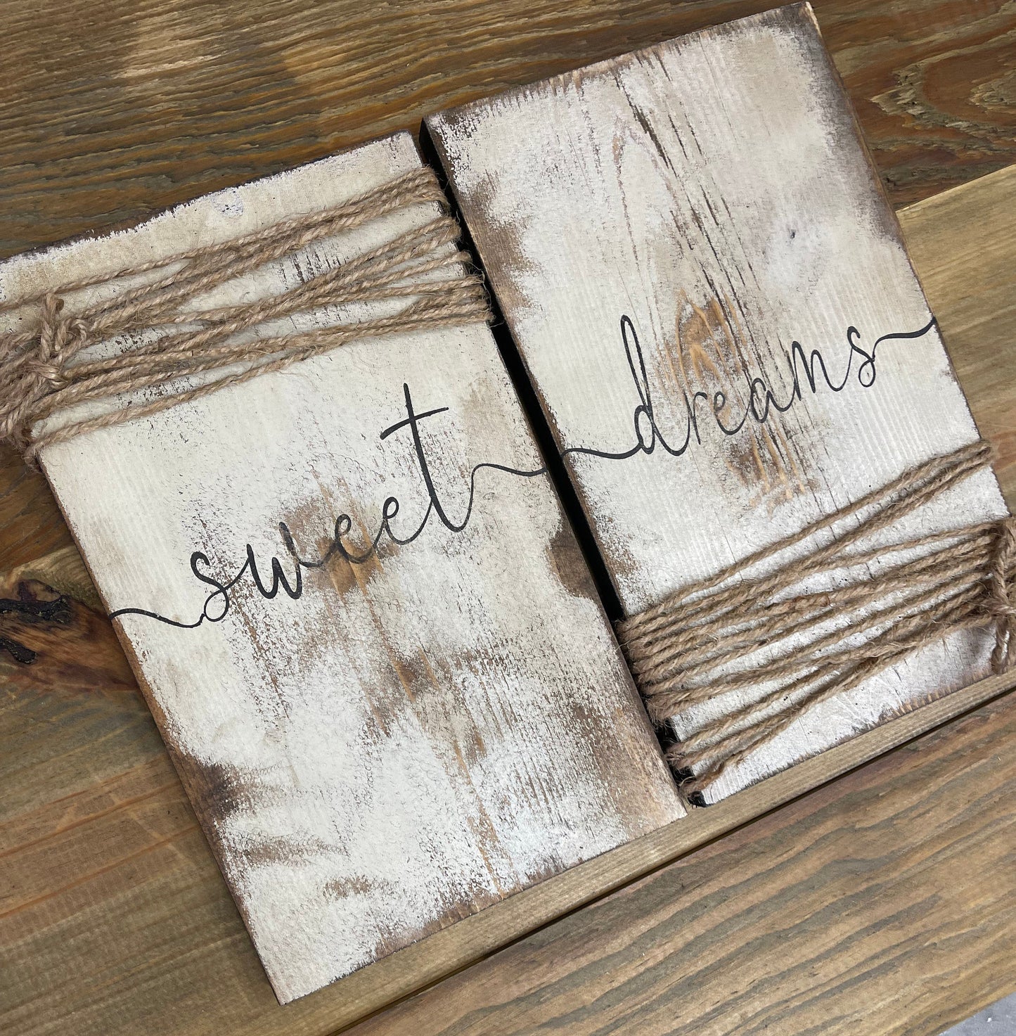 Sweet dreams sign/set of signs/bedroom sign/farmhouse sweet dreams sign/rustic sweet dreams sign/nursery sign